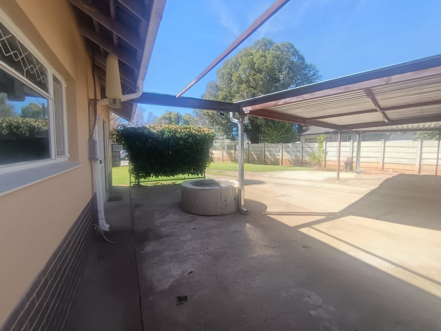3 Bedroom Property for Sale in Carters Glen Northern Cape